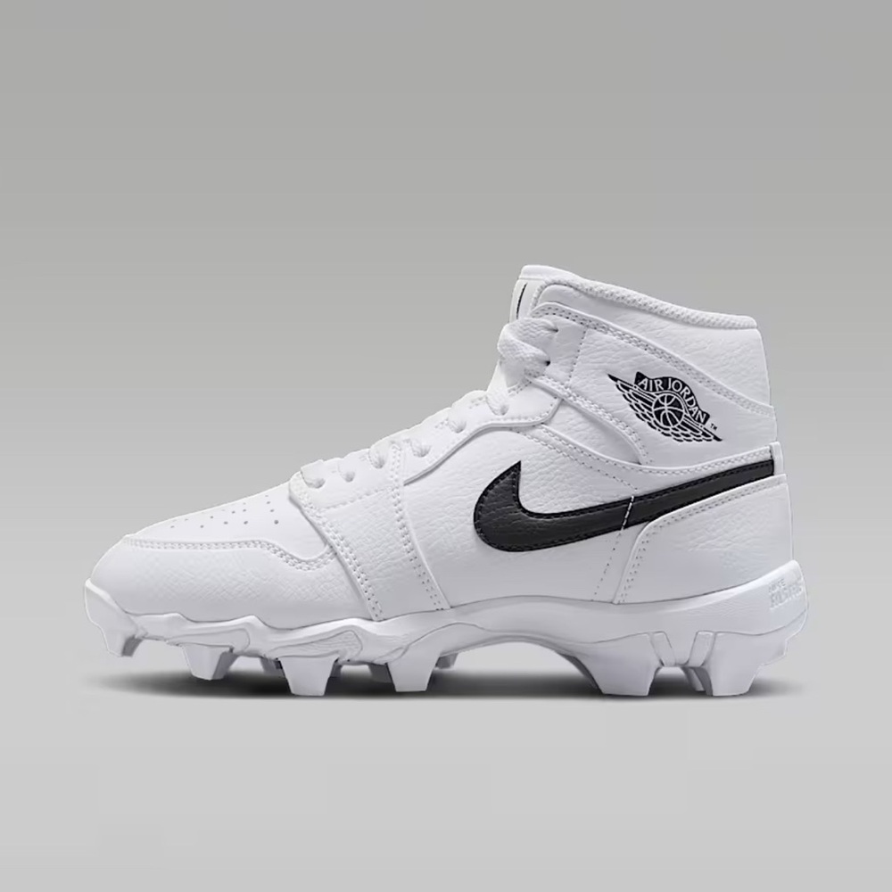 Nike Jordan Cleats 2Y